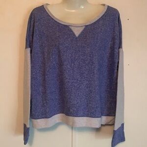 IZOD SWEATSHIRT SWEATER